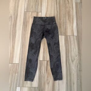 Lululemon Athletica Dark Gray Patterned Leggings